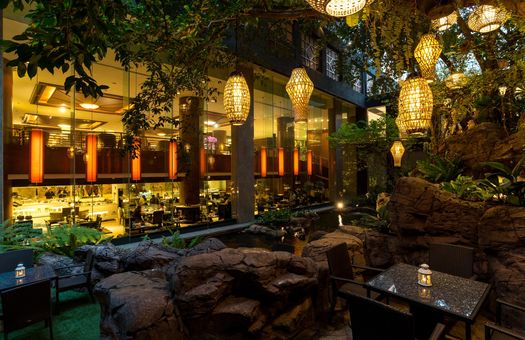 Banyan Tree Bangkok Romsai GHOTW